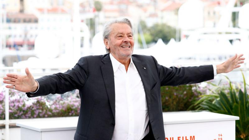 Copiii lui Alain Delon se ceartă pe moștenirea lăsată de faimosul actor. Ce mai au de împărțit la un an de la moartea tatălui lor