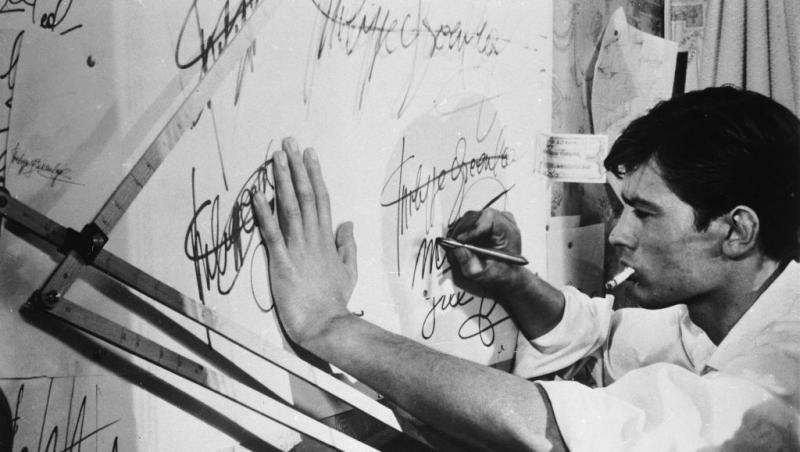 Copiii lui Alain Delon se ceartă pe moștenirea lăsată de faimosul actor. Ce mai au de împărțit la un an de la moartea tatălui lor