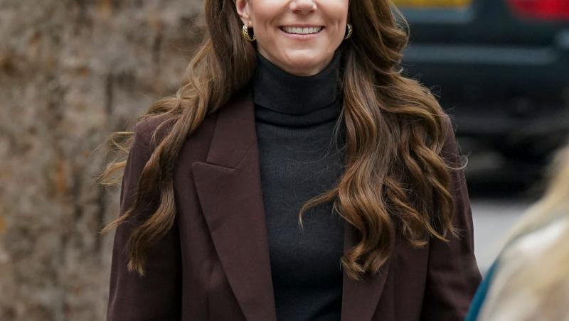 Kate Middleton, schimbare de look la începutul toamnei. Cum a apărut soția Prințului William la cea mai recentă vizită regală
