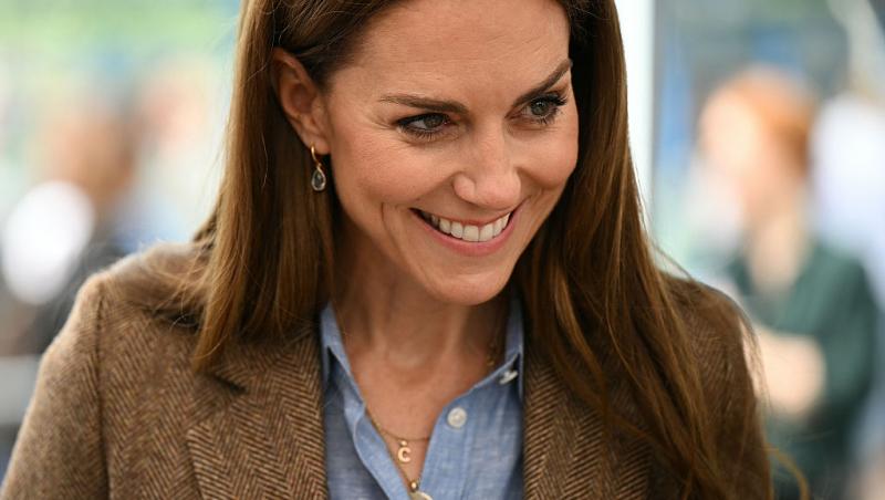 Kate Middleton, schimbare de look la începutul toamnei. Cum a apărut soția Prințului William la cea mai recentă vizită regală