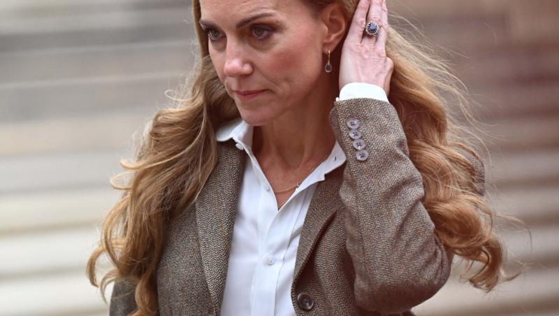 Kate Middleton, schimbare de look la începutul toamnei. Cum a apărut soția Prințului William la cea mai recentă vizită regală