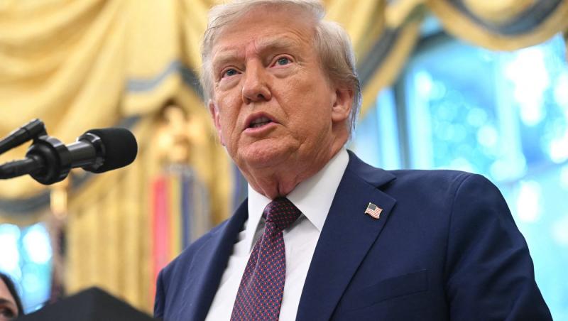 imagine donald trump conferinta