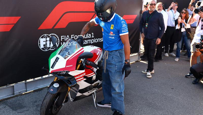 Vezi acum calificările din Formula 1™ pentru Marele Premiu al Italiei. Lupta pentru pole este LIVE în AntenaPLAY și pe Antena 3CNN