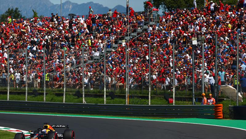 Vezi acum calificările din Formula 1™ pentru Marele Premiu al Italiei. Lupta pentru pole este LIVE în AntenaPLAY și pe Antena 3CNN