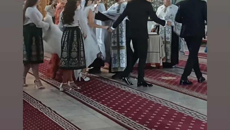 Mireasa, sezon 7. Dima și Sabrina s-au căsătorit religios. Cum a arătat ea în rochie de mireasă și cine le-a fost alături mirilor