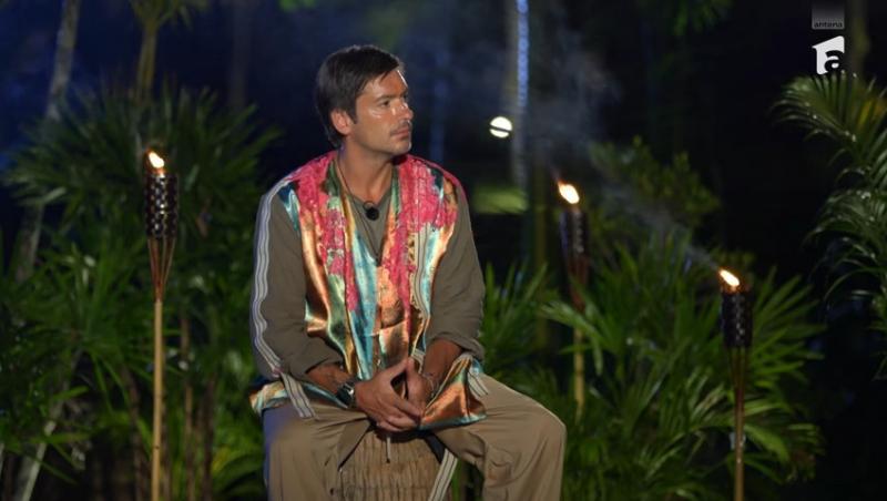 Hainele purtate de Radu Vâlcan la Insula Iubrii sunt la mare căutare! Cât costă piesele vestimentare de care întreabă toată lumea