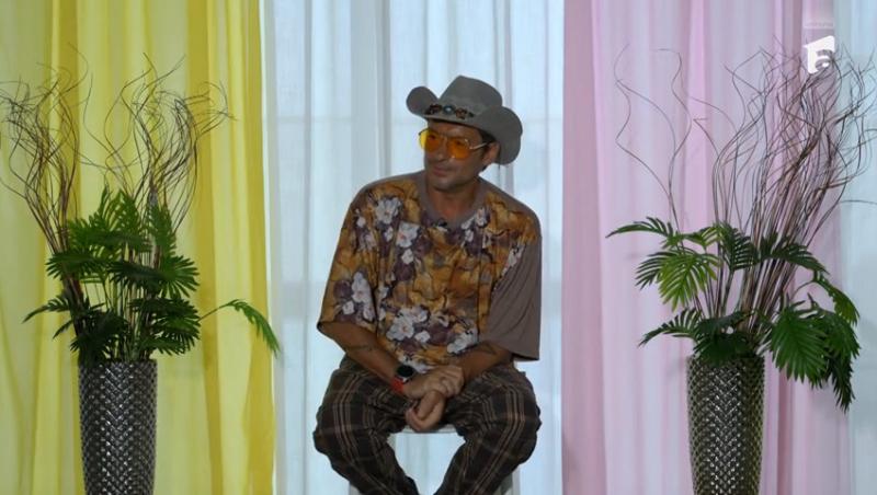 Hainele purtate de Radu Vâlcan la Insula Iubrii sunt la mare căutare! Cât costă piesele vestimentare de care întreabă toată lumea