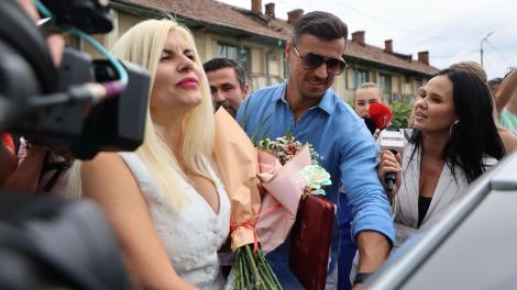 Elena Udrea, alături de fiica ei în prima zi de școală: „Rugăciunile mele au fost ascultate”. Imagini emoționante