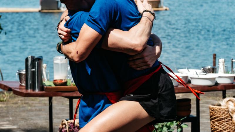 Asia Express sezonul 8, 9 septembrie 2025. Concurenții au mâncat balut. De ce Florin Stamin a avut nevoie de ajutorul medicului