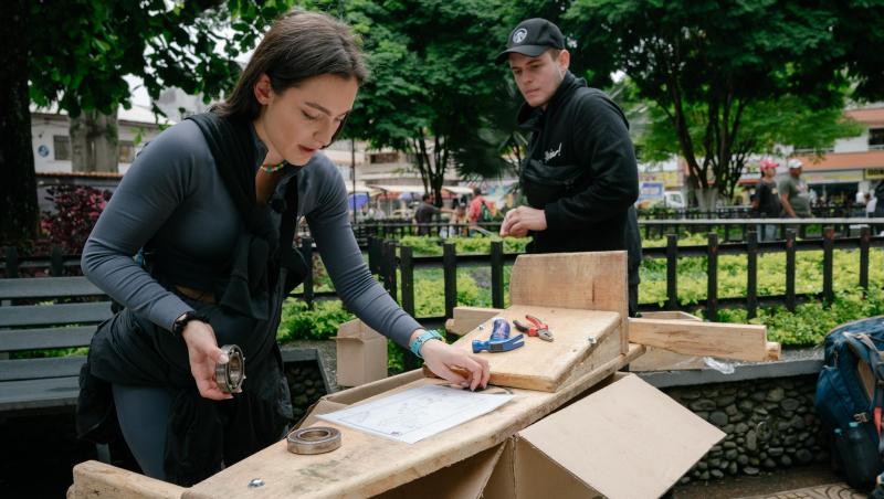 Alexia Eram, imaginea incendiară în costum de baie cu care și-a pus urmăritorii pe jar chiar în prima zi a anului. Cum s-a pozat