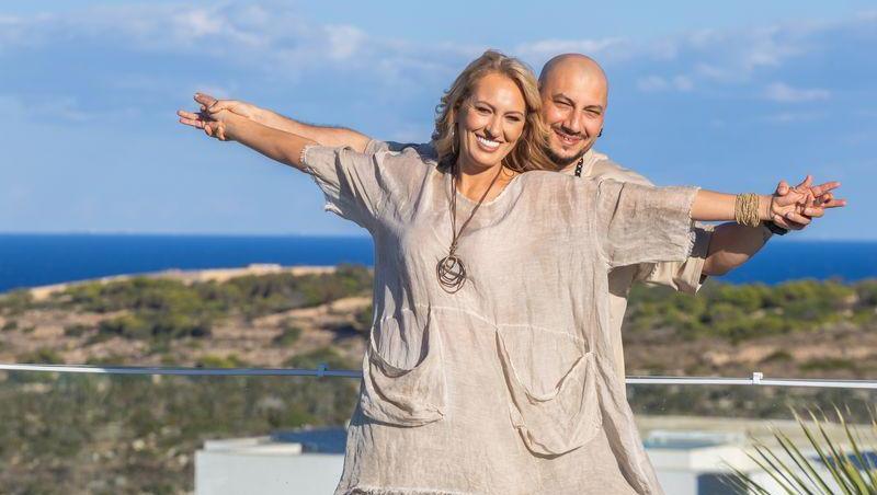 Ce este dispozitivul negru pe care Nick NND îl poartă pe nas mereu. Concurentul de la Power Couple s-a „vindecat” în emisiune