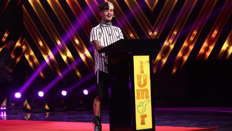 Zanni a ajuns pe patul de spital. La ce intervenție a apelat și cum s-a lăsat pozat: „Multă sănătate!”