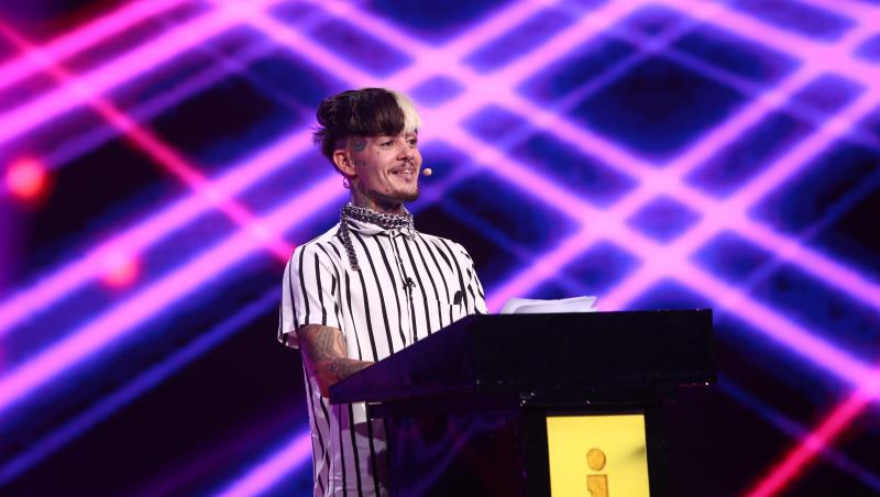 Zanni a ajuns pe patul de spital. La ce intervenție a apelat și cum s-a lăsat pozat: „Multă sănătate!”