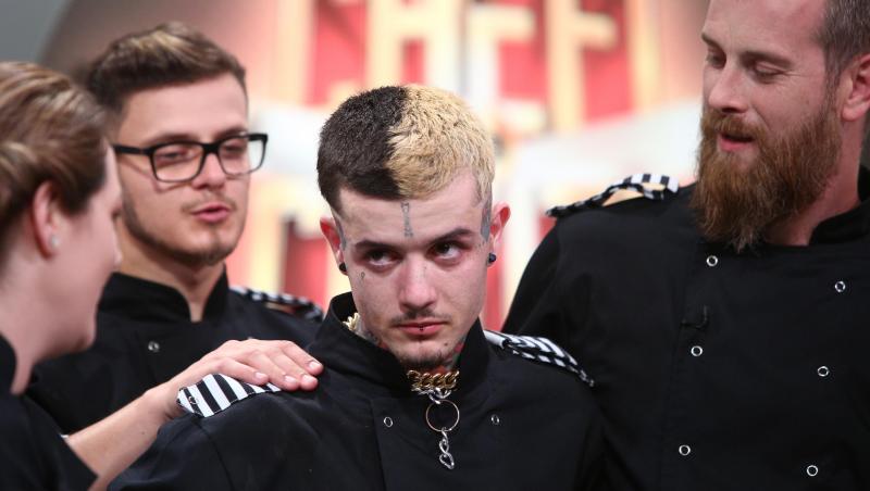 Zanni a ajuns pe patul de spital. La ce intervenție a apelat și cum s-a lăsat pozat: „Multă sănătate!”