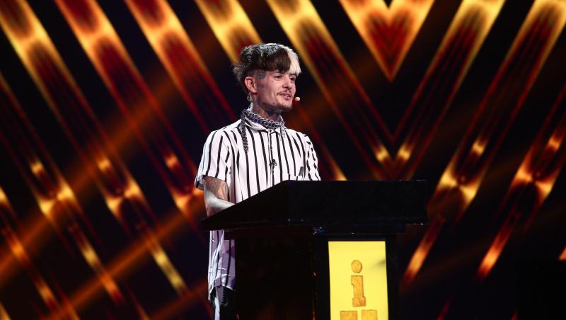 Zanni a ajuns pe patul de spital. La ce intervenție a apelat și cum s-a lăsat pozat: „Multă sănătate!”