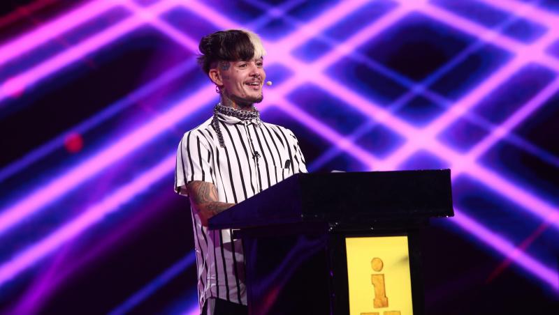 Zanni a ajuns pe patul de spital. La ce intervenție a apelat și cum s-a lăsat pozat: „Multă sănătate!”