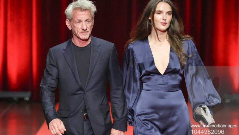 Sean Penn, sărut pasional în plină stradă cu moldoveanca misterioasă care i-a pus capac. Este mai tânără decât fiica lui