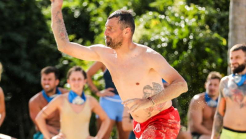 Îi plăcea șprițul de mic! Poza adorabilă din copilaria lui Gabi Tamaș. Cum arăta concurentul Survivor | Exclusiv