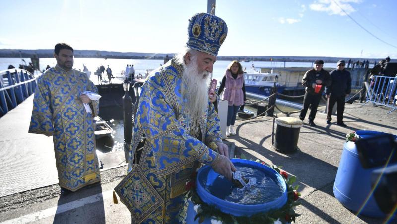 Postul negru din Ajunul Bobotezei: semnificații si tradiții. Obiceiuri populare pentru data de 5 ianuarie