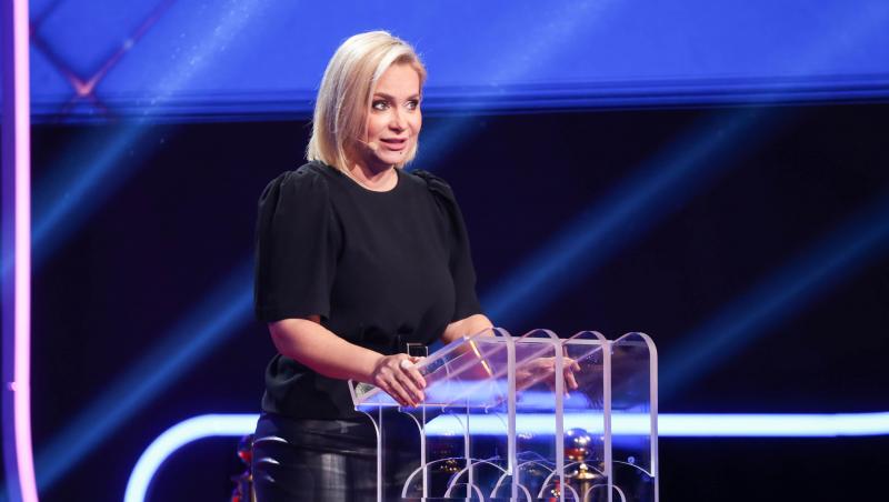 Imagini rare cu fiica Paulei Chirilă. Cum arată Carla. Are 16 ani și seamănă foarte bine cu mama ei