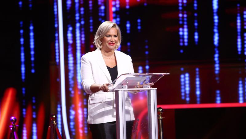 Imagini rare cu fiica Paulei Chirilă. Cum arată Carla. Are 16 ani și seamănă foarte bine cu mama ei