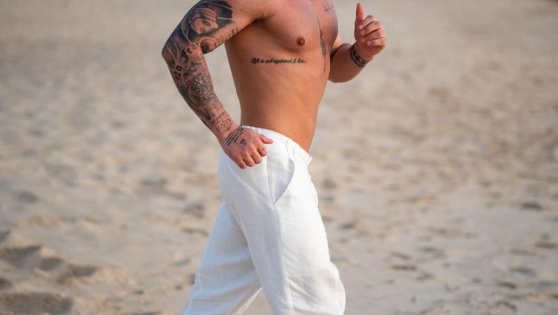 Cine este noua iubită a ispitei Romeo Vasiloni de la Insula Iubirii sezonul 8. În ce ipostaze s-au pozat împreună