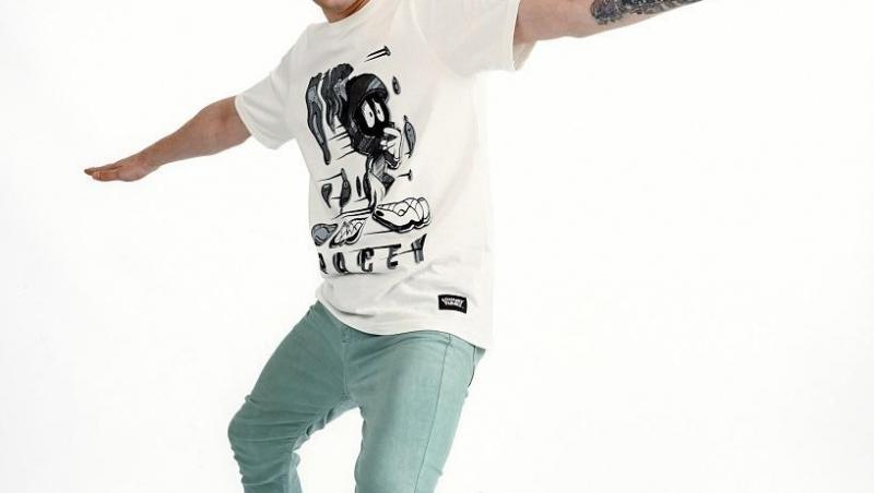 Răzvan Alexe a devenit tată de curând. Primele imagini cu actorul și bebelușul. Cum se descurcă în noua postură