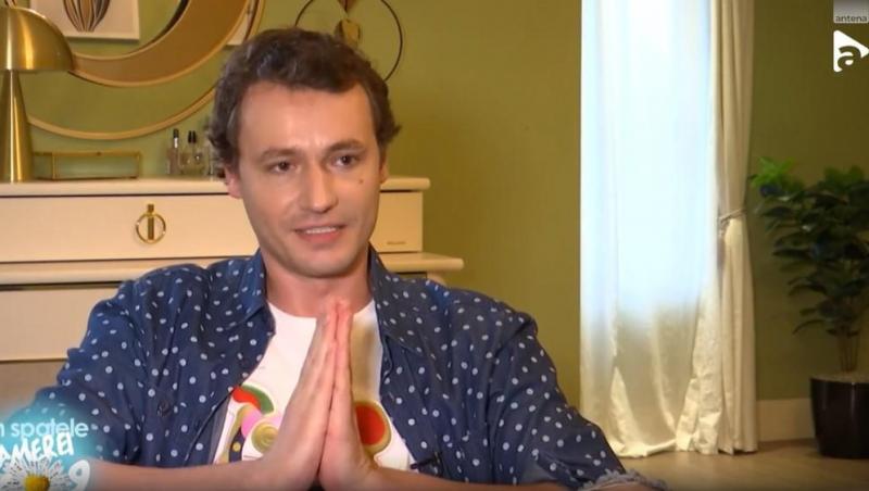 Răzvan Alexe a devenit tată de curând. Primele imagini cu actorul și bebelușul. Cum se descurcă în noua postură