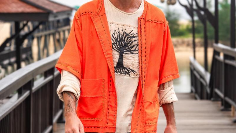 Radu Vâlcan, imagine rară alături de bunica lui. Cum s-au lăsat pozați cei doi: „Recunoscător pentru că o am”