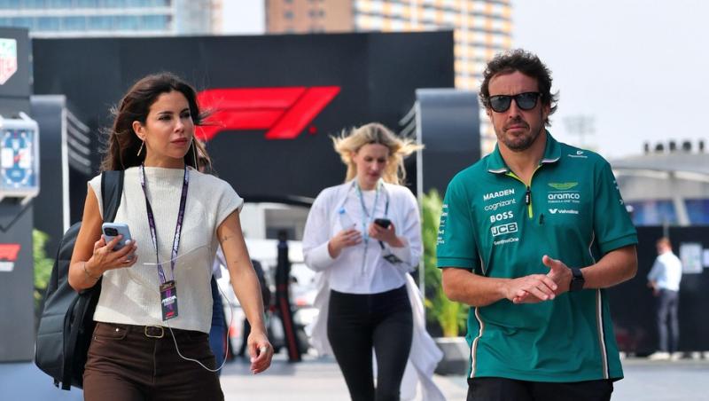 Fernando Alonso se pregătește de venirea pe lume a primului său copil. Cum au fost surprinși pilotul și partenera sa