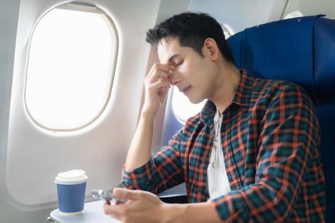 Greșeala periculoasă pe care o fac mulți pasageri &icirc;nainte de zbor. Ce nu trebuie să uiți niciodată, potrivit experților