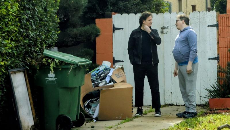 „E umilitor!”. Mickey Rourke, reacție tranșantă după ce s-a aflat că se strâng bani ca să nu fie evacuat din domiciliul său