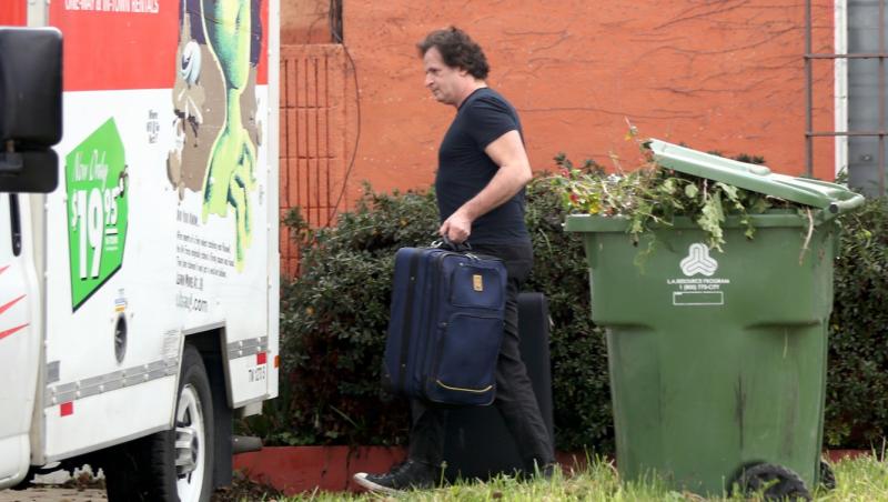 „E umilitor!”. Mickey Rourke, reacție tranșantă după ce s-a aflat că se strâng bani ca să nu fie evacuat din domiciliul său