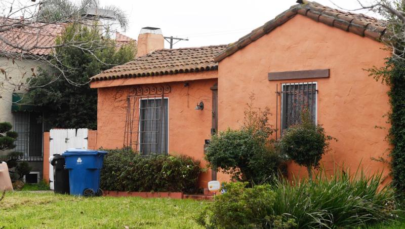 „E umilitor!”. Mickey Rourke, reacție tranșantă după ce s-a aflat că se strâng bani ca să nu fie evacuat din domiciliul său