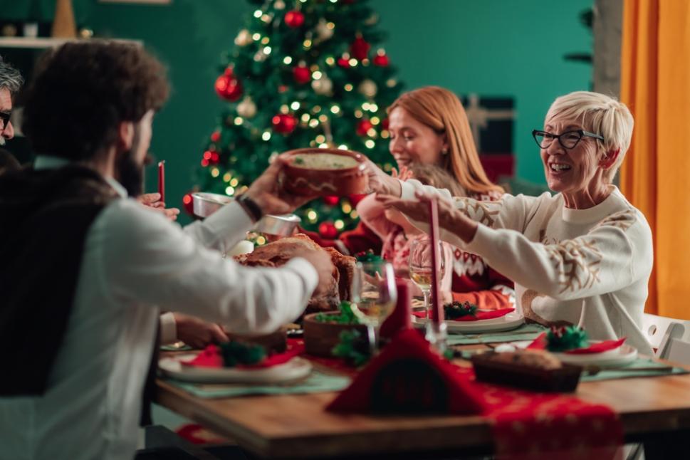 A &icirc;nceput Crăciunul pe rit vechi. Ce &icirc;nseamnă și c&acirc;nd se celebrează Anul Nou