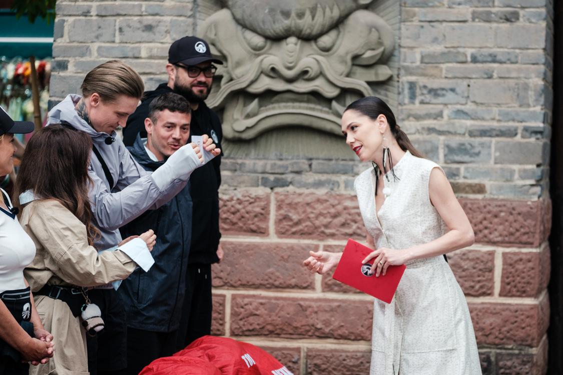 Irina Fodor și concurenții Asia Express