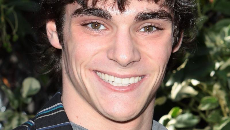 RJ Mitte, starul din serialul Breaking Bad, a murit la doar 34 de ani. Reacția colegilor de platou
