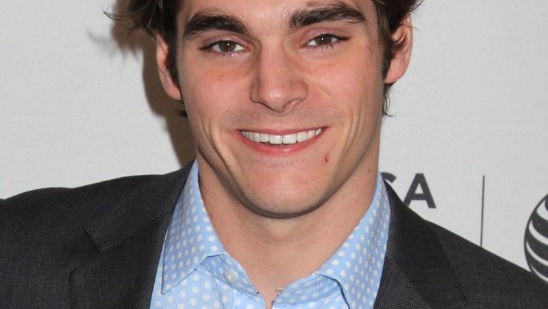 RJ Mitte, starul din serialul Breaking Bad, a murit la doar 34 de ani. Reacția colegilor de platou