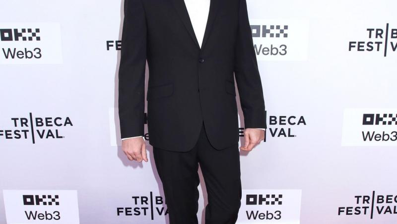 RJ Mitte, starul din serialul Breaking Bad, a murit la doar 34 de ani. Reacția colegilor de platou