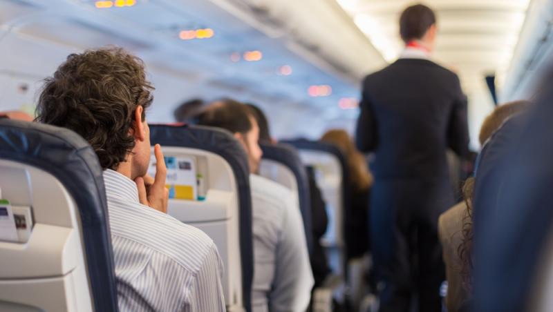 Zbor anulat după ce pasagerii au fost mușcați de ploșnițe în avion! Aceștia ar fi primit antihistaminice