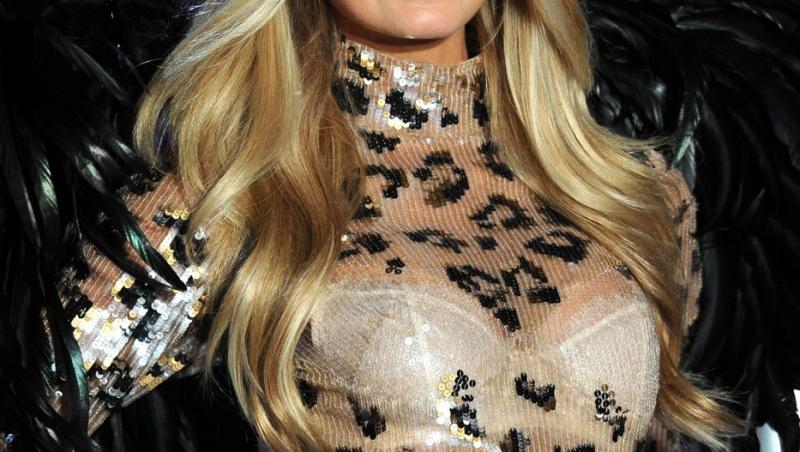 Romee Strijd, fost înger Victoria’s Secret, în lacrimi înainte de prezentarea de modă! Ce acuzații aduce agenției de modelling