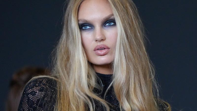Romee Strijd, fost înger Victoria’s Secret, în lacrimi înainte de prezentarea de modă! Ce acuzații aduce agenției de modelling