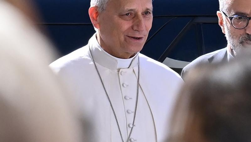 Papa Leon al XIV-lea a fost operat! Ce se știe despre starea de sănătate a Suveranului Pontif după intervenția chirurgicală