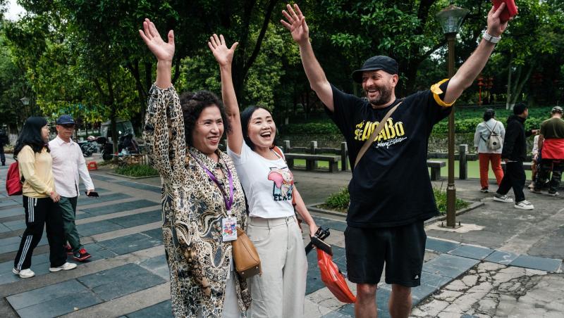 Cele mai tari momente cu Cheloo de la Asia Express - Drumul Mătăsii: „Ca un ceainic într-un film mut!”