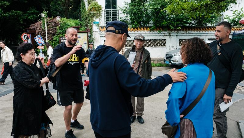 Cele mai tari momente cu Cheloo de la Asia Express - Drumul Mătăsii: „Ca un ceainic într-un film mut!”
