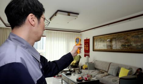 Cu ce este mai ieftin să &icirc;ncălzești casa &icirc;n 2026: aer condiționat, centrală pe gaz sau calorifer electric. Diferențe la factură