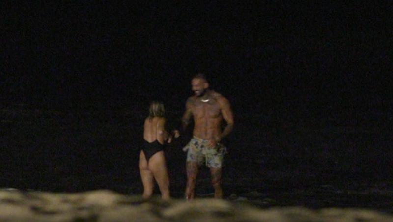 Ce făcea Remi în timp ce Bianca Iotu se apropia de Narcis la Insula Iubirii. Imaginile surprinse alături de ispita Daniela Pană