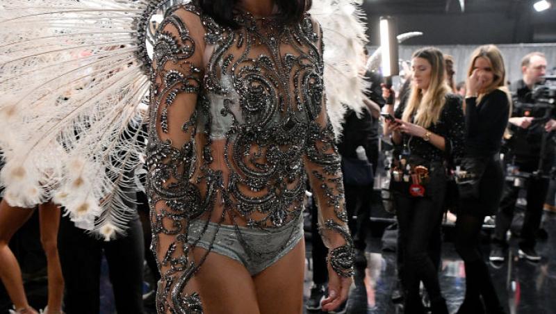 Cum arăta Adriana Lima la 15 ani, când făcea primii pași în modelling. Imaginile cu celebrul supermodel au atras toate privirile