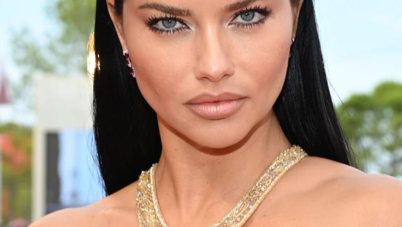 Cum arăta Adriana Lima la 15 ani, când făcea primii pași în modelling. Imaginile cu celebrul supermodel au atras toate privirile