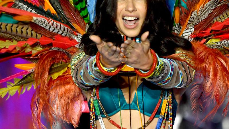 Cum arăta Adriana Lima la 15 ani, când făcea primii pași în modelling. Imaginile cu celebrul supermodel au atras toate privirile